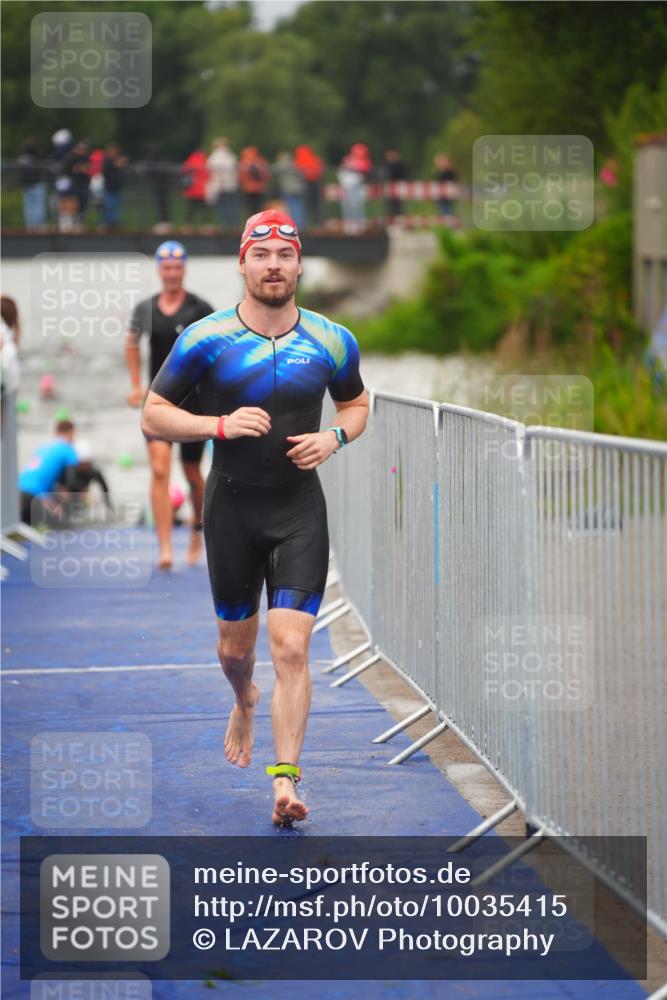 30.08.2026 - Elbe Triathlon Hamburg LAZAROV Photography http://msf.ph/oto/10035415 30.08.2026 09:03:31 Schwimmen 475, 513, 538, 583, 618, 633, 718 meine-sportfotos.de
