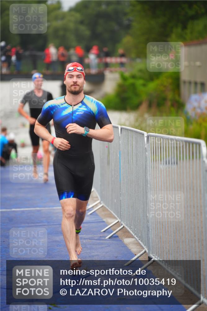 30.08.2026 - Elbe Triathlon Hamburg LAZAROV Photography http://msf.ph/oto/10035419 30.08.2026 09:03:31 Schwimmen 475, 513, 538, 583, 618, 633, 718 meine-sportfotos.de