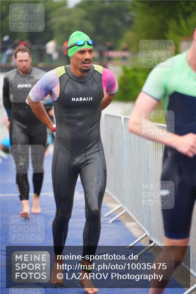30.08.2026 - Elbe Triathlon Hamburg LAZAROV Photography http://msf.ph/oto/10035475 30.08.2026 09:03:46 Schwimmen 538, 550, 560, 565, 632 meine-sportfotos.de