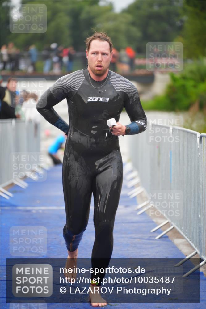 30.08.2026 - Elbe Triathlon Hamburg LAZAROV Photography http://msf.ph/oto/10035487 30.08.2026 09:03:48 Schwimmen 550, 560, 565, 611, 632 meine-sportfotos.de
