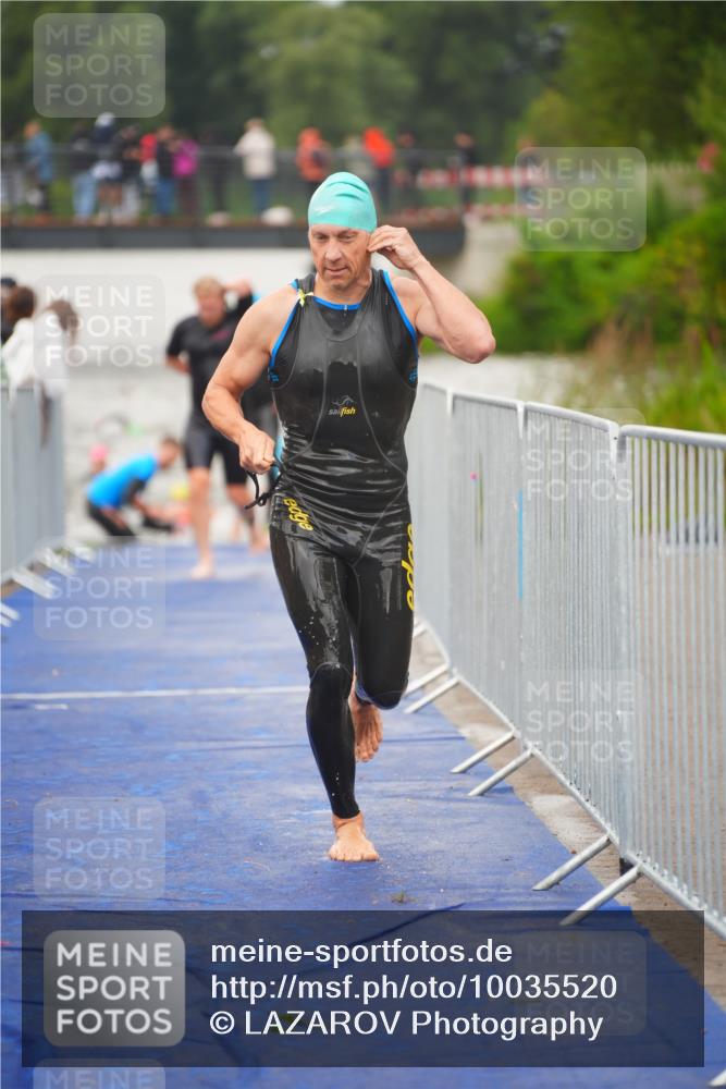 30.08.2026 - Elbe Triathlon Hamburg LAZAROV Photography http://msf.ph/oto/10035520 30.08.2026 09:03:59 Schwimmen 560, 565, 611, 632, 739 meine-sportfotos.de