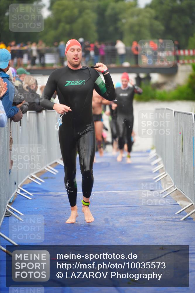30.08.2026 - Elbe Triathlon Hamburg LAZAROV Photography http://msf.ph/oto/10035573 30.08.2026 09:04:11 Schwimmen 509, 529, 533, 555, 596, 739 meine-sportfotos.de