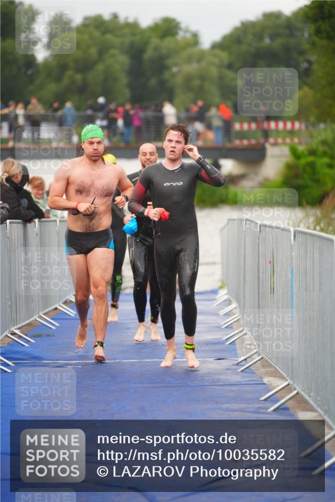 30.08.2026 - Elbe Triathlon Hamburg LAZAROV Photography http://msf.ph/oto/10035582 30.08.2026 09:04:14 Schwimmen 506, 509, 514, 529, 533, 555, 596, 739 meine-sportfotos.de