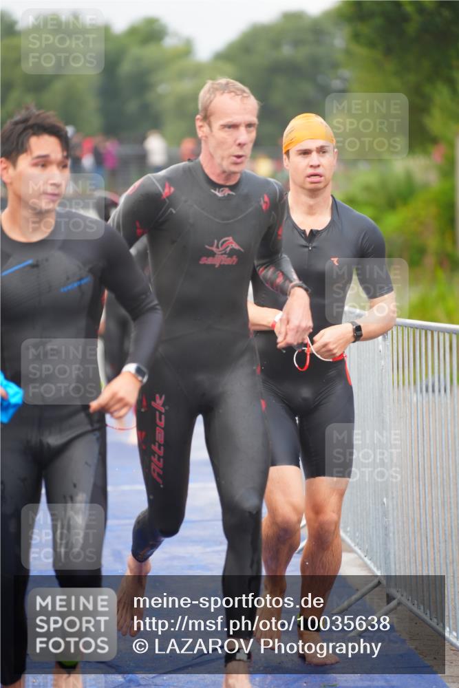30.08.2026 - Elbe Triathlon Hamburg LAZAROV Photography http://msf.ph/oto/10035638 30.08.2026 09:04:23 Schwimmen 395, 506, 509, 514, 529, 579, 585, 596, 691, 761 meine-sportfotos.de