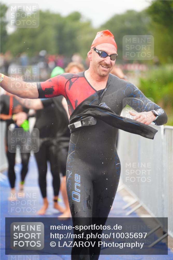 30.08.2026 - Elbe Triathlon Hamburg LAZAROV Photography http://msf.ph/oto/10035697 30.08.2026 09:04:34 Schwimmen 395, 409, 505, 537, 579, 585, 619, 670, 691, 708, 761 meine-sportfotos.de