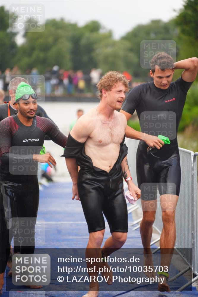 30.08.2026 - Elbe Triathlon Hamburg LAZAROV Photography http://msf.ph/oto/10035703 30.08.2026 09:04:36 Schwimmen 395, 409, 505, 537, 579, 585, 619, 670, 691, 708, 761 meine-sportfotos.de