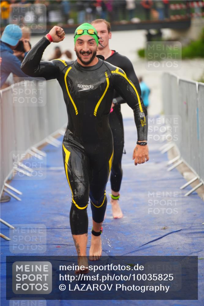 30.08.2026 - Elbe Triathlon Hamburg LAZAROV Photography http://msf.ph/oto/10035825 30.08.2026 09:04:50 Schwimmen 505, 526, 619, 624, 635, 670 meine-sportfotos.de