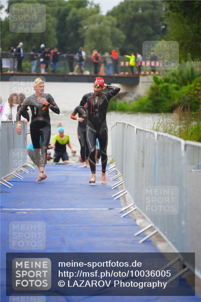 30.08.2026 - Elbe Triathlon Hamburg LAZAROV Photography http://msf.ph/oto/10036005 30.08.2026 09:06:20 Schwimmen 705, 773 meine-sportfotos.de