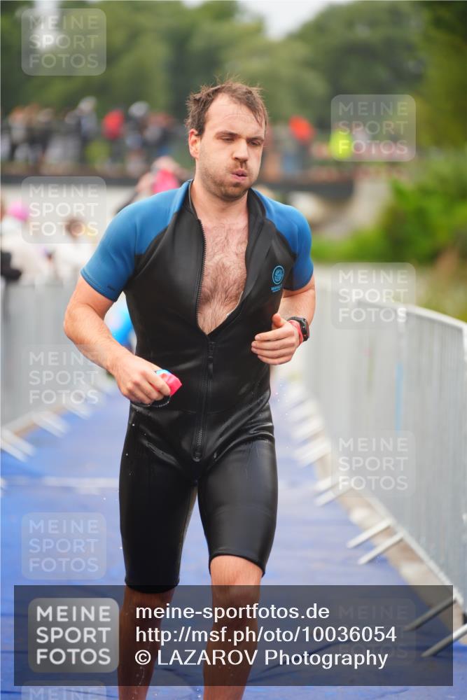 30.08.2026 - Elbe Triathlon Hamburg LAZAROV Photography http://msf.ph/oto/10036054 30.08.2026 09:06:31 Schwimmen 580, 590, 683, 705, 732, 773 meine-sportfotos.de