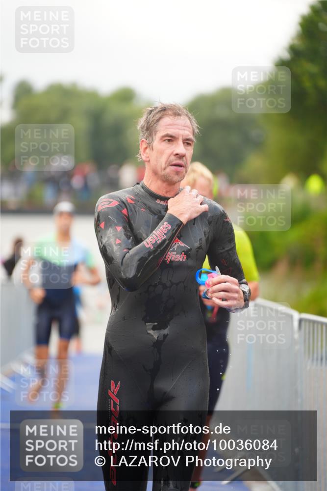 30.08.2026 - Elbe Triathlon Hamburg LAZAROV Photography http://msf.ph/oto/10036084 30.08.2026 09:06:37 Schwimmen 570, 580, 589, 590, 683, 705, 732, 773 meine-sportfotos.de