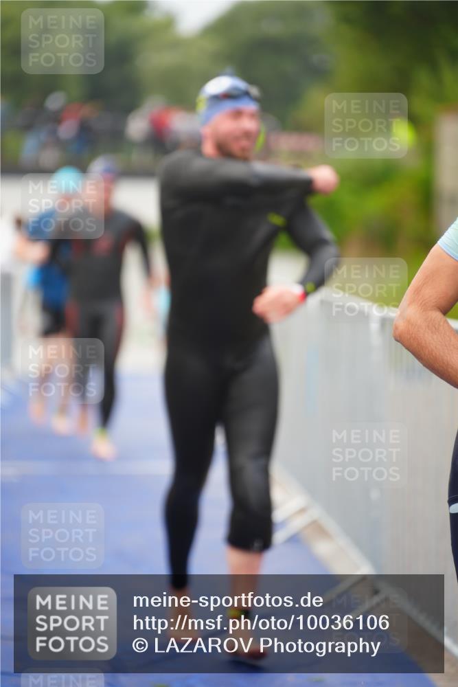30.08.2026 - Elbe Triathlon Hamburg LAZAROV Photography http://msf.ph/oto/10036106 30.08.2026 09:06:41 Schwimmen 570, 580, 589, 590, 620, 665, 683, 732 meine-sportfotos.de
