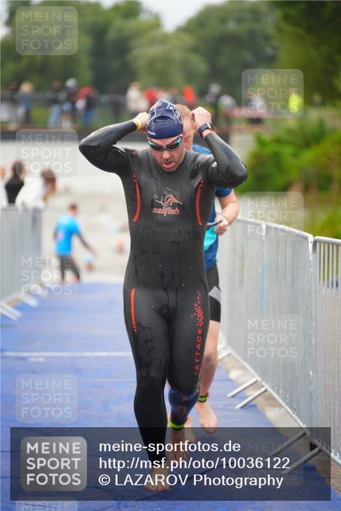 30.08.2026 - Elbe Triathlon Hamburg LAZAROV Photography http://msf.ph/oto/10036122 30.08.2026 09:06:44 Schwimmen 570, 580, 589, 590, 620, 665, 732 meine-sportfotos.de