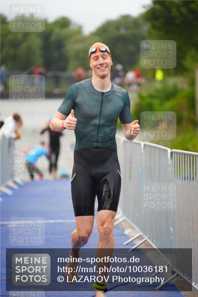 30.08.2026 - Elbe Triathlon Hamburg LAZAROV Photography http://msf.ph/oto/10036181 30.08.2026 09:07:06 Schwimmen 569, 626, 636, 647 meine-sportfotos.de