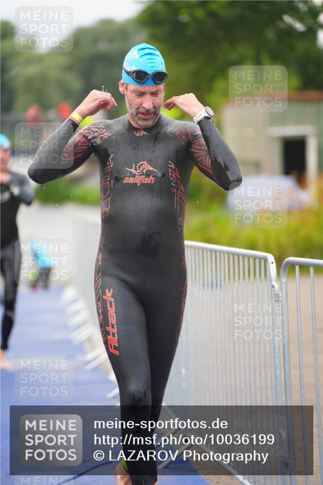 30.08.2026 - Elbe Triathlon Hamburg LAZAROV Photography http://msf.ph/oto/10036199 30.08.2026 09:07:16 Schwimmen 569, 626, 636, 663, 756 meine-sportfotos.de