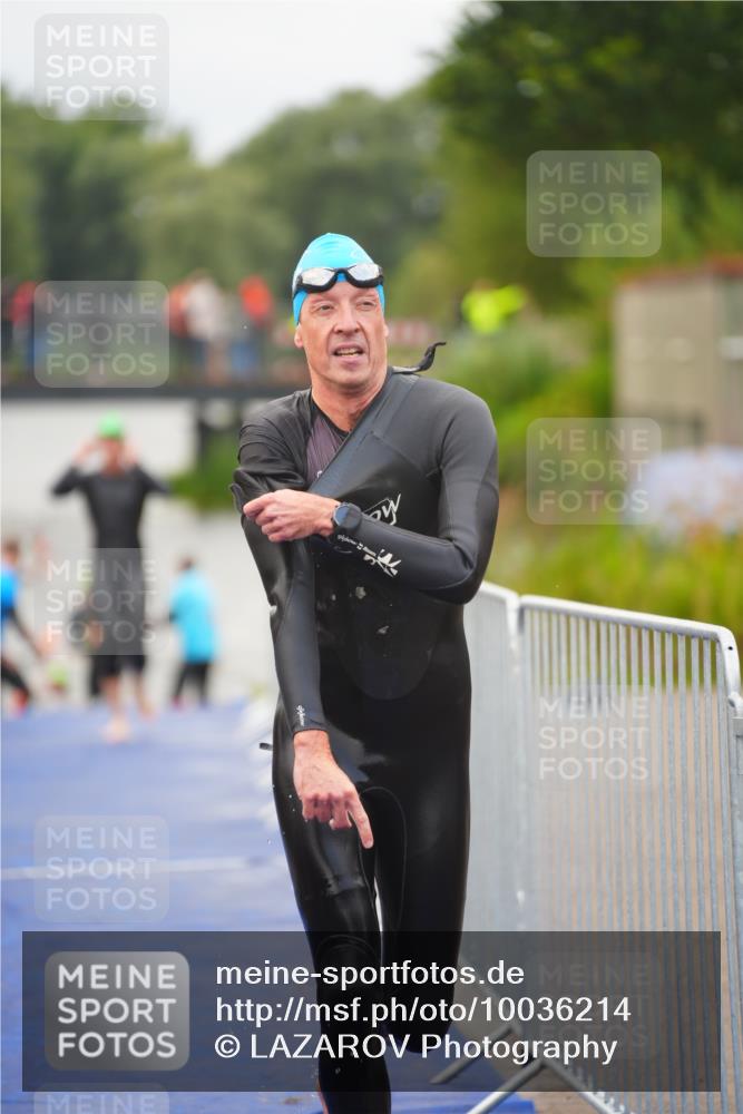 30.08.2026 - Elbe Triathlon Hamburg LAZAROV Photography http://msf.ph/oto/10036214 30.08.2026 09:07:19 Schwimmen 626, 640, 663, 756 meine-sportfotos.de