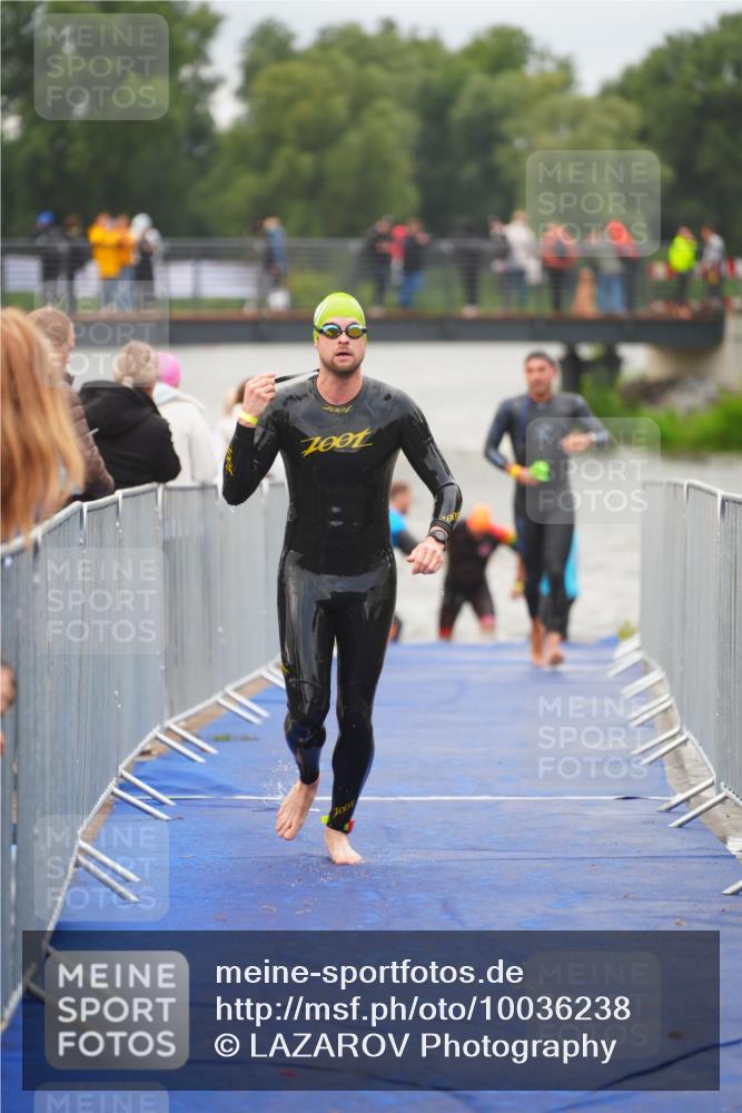 30.08.2026 - Elbe Triathlon Hamburg LAZAROV Photography http://msf.ph/oto/10036238 30.08.2026 09:07:27 Schwimmen 640, 663, 668, 756 meine-sportfotos.de