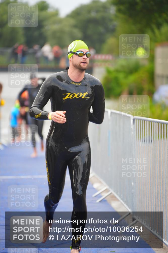30.08.2026 - Elbe Triathlon Hamburg LAZAROV Photography http://msf.ph/oto/10036254 30.08.2026 09:07:29 Schwimmen 640, 663, 668, 756, 976 meine-sportfotos.de