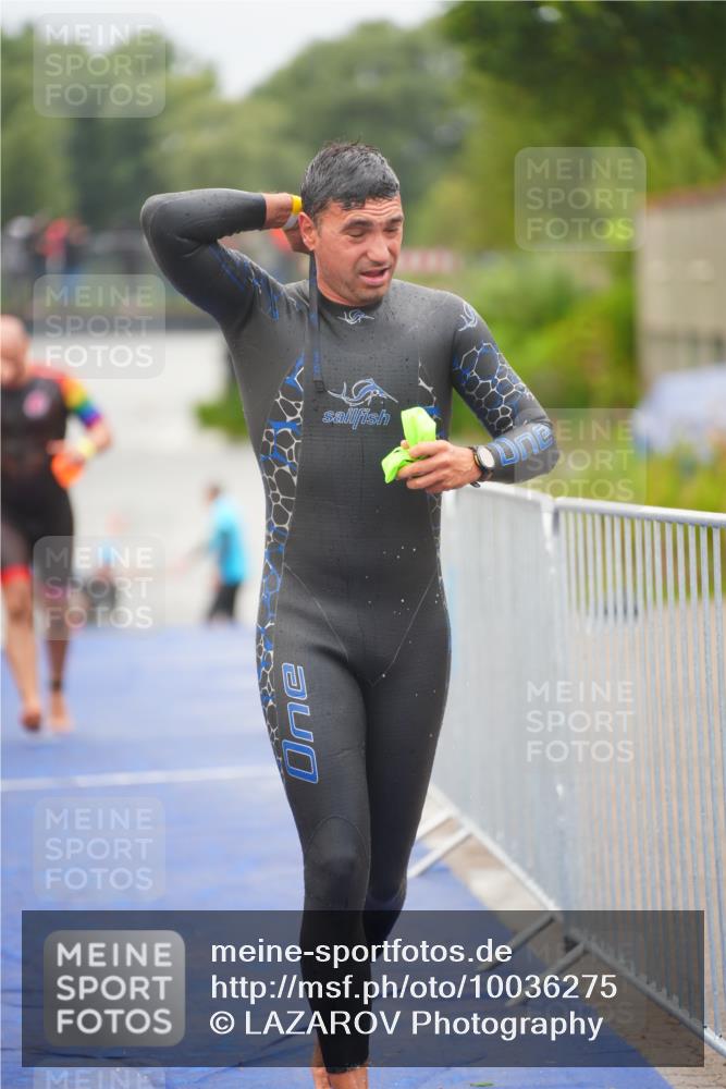 30.08.2026 - Elbe Triathlon Hamburg LAZAROV Photography http://msf.ph/oto/10036275 30.08.2026 09:07:34 Schwimmen 640, 663, 668, 702, 976 meine-sportfotos.de