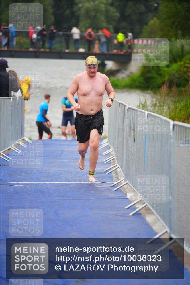 30.08.2026 - Elbe Triathlon Hamburg LAZAROV Photography http://msf.ph/oto/10036323 30.08.2026 09:07:54 Schwimmen 479, 667 meine-sportfotos.de