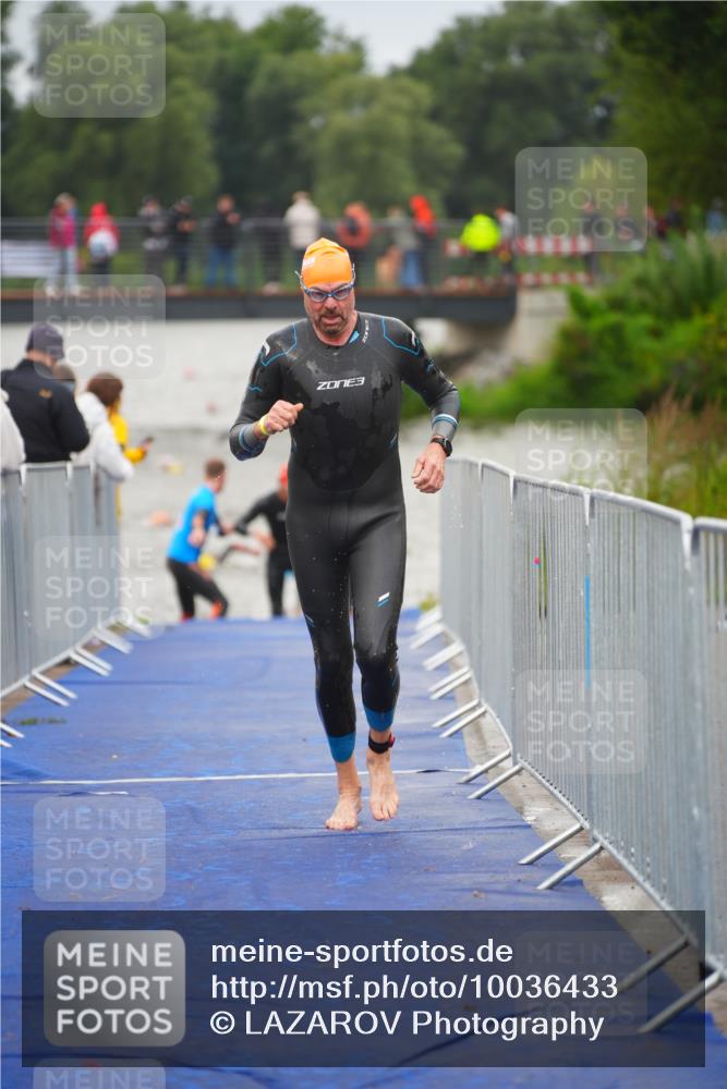 30.08.2026 - Elbe Triathlon Hamburg LAZAROV Photography http://msf.ph/oto/10036433 30.08.2026 09:08:50 Schwimmen 782 meine-sportfotos.de