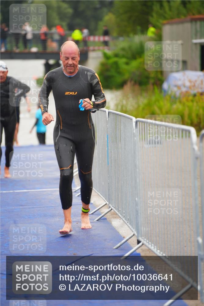 30.08.2026 - Elbe Triathlon Hamburg LAZAROV Photography http://msf.ph/oto/10036641 30.08.2026 09:09:55 Schwimmen 672, 750, 751, 774 meine-sportfotos.de