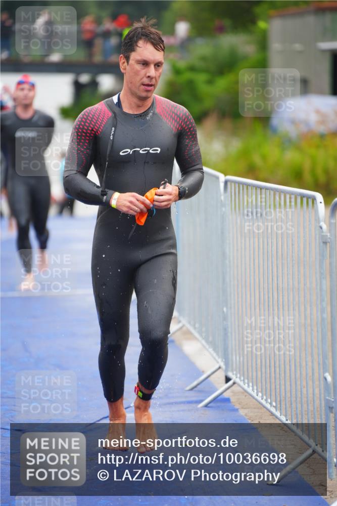 30.08.2026 - Elbe Triathlon Hamburg LAZAROV Photography http://msf.ph/oto/10036698 30.08.2026 09:10:24 Schwimmen 548, 563, 656, 699 meine-sportfotos.de