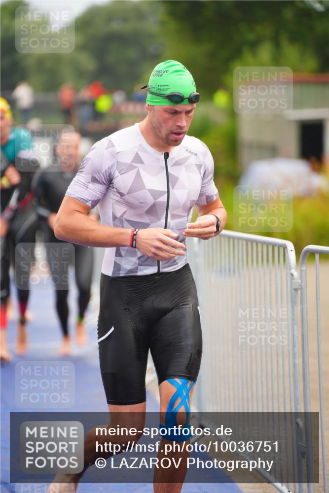 30.08.2026 - Elbe Triathlon Hamburg LAZAROV Photography http://msf.ph/oto/10036751 30.08.2026 09:10:42 Schwimmen 548, 563, 566, 591, 690, 699, 722, 752 meine-sportfotos.de