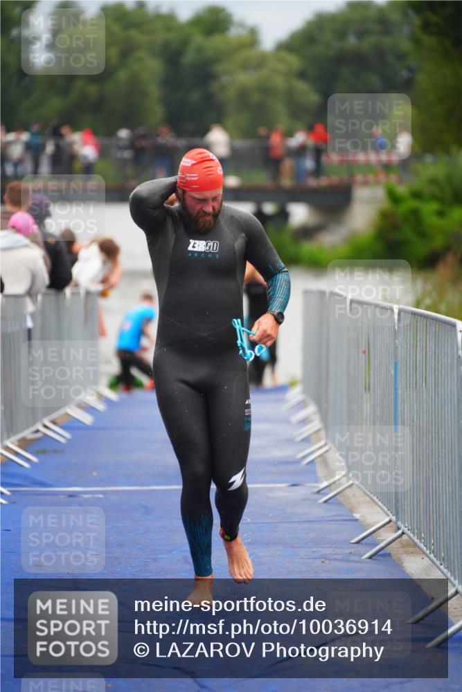 30.08.2026 - Elbe Triathlon Hamburg LAZAROV Photography http://msf.ph/oto/10036914 30.08.2026 09:10:56 Schwimmen 591, 651, 678, 690, 700, 704, 715, 722, 725, 752, 769 meine-sportfotos.de