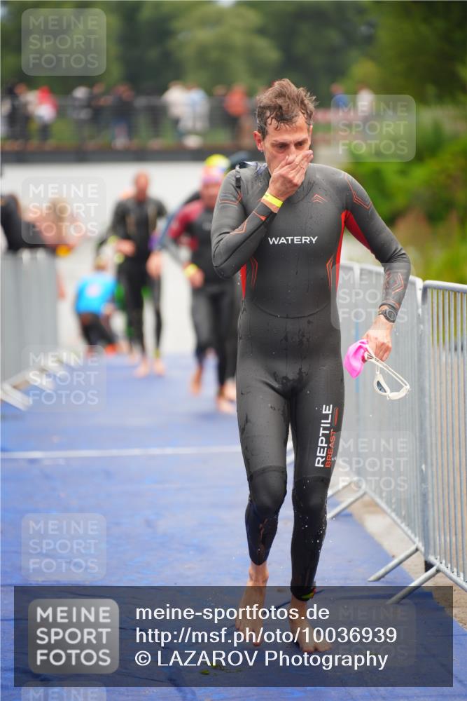 30.08.2026 - Elbe Triathlon Hamburg LAZAROV Photography http://msf.ph/oto/10036939 30.08.2026 09:11:01 Schwimmen 577, 651, 678, 700, 704, 715, 725, 752, 769, 779 meine-sportfotos.de