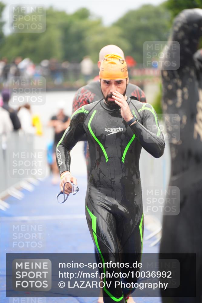 30.08.2026 - Elbe Triathlon Hamburg LAZAROV Photography http://msf.ph/oto/10036992 30.08.2026 09:11:11 Schwimmen 577, 629, 651, 671, 700, 709, 714, 715, 747, 779 meine-sportfotos.de