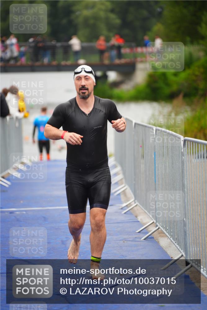 30.08.2026 - Elbe Triathlon Hamburg LAZAROV Photography http://msf.ph/oto/10037015 30.08.2026 09:11:17 Schwimmen 577, 629, 671, 709, 714, 747, 779 meine-sportfotos.de