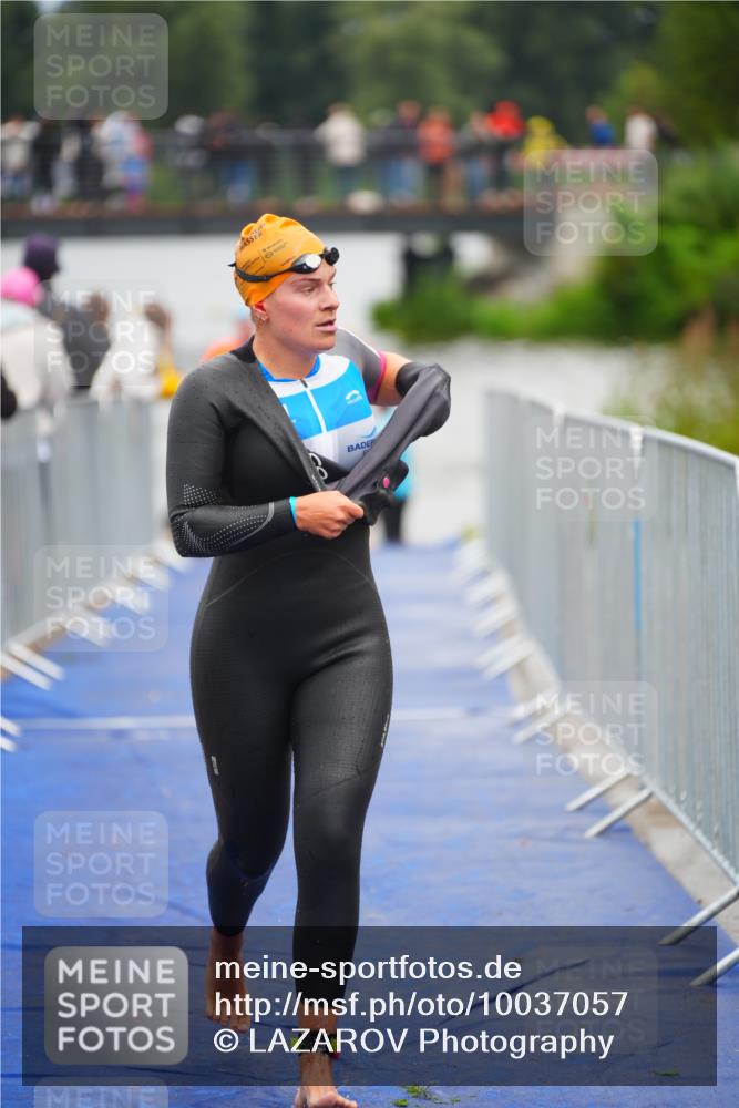 30.08.2026 - Elbe Triathlon Hamburg LAZAROV Photography http://msf.ph/oto/10037057 30.08.2026 09:11:34 Schwimmen 869 meine-sportfotos.de
