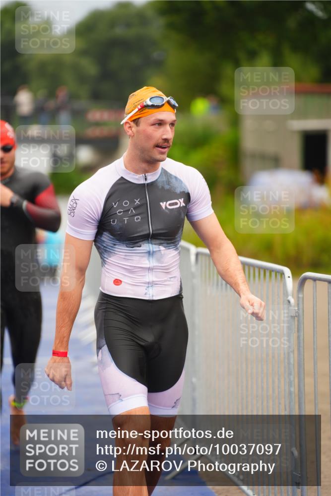 30.08.2026 - Elbe Triathlon Hamburg LAZAROV Photography http://msf.ph/oto/10037097 30.08.2026 09:11:53 Schwimmen 521, 546, 655, 710 meine-sportfotos.de