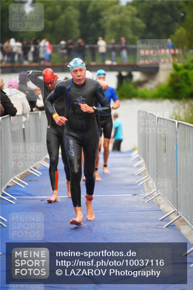 30.08.2026 - Elbe Triathlon Hamburg LAZAROV Photography http://msf.ph/oto/10037116 30.08.2026 09:12:02 Schwimmen 546, 587, 602, 648, 655, 664, 666, 788 meine-sportfotos.de