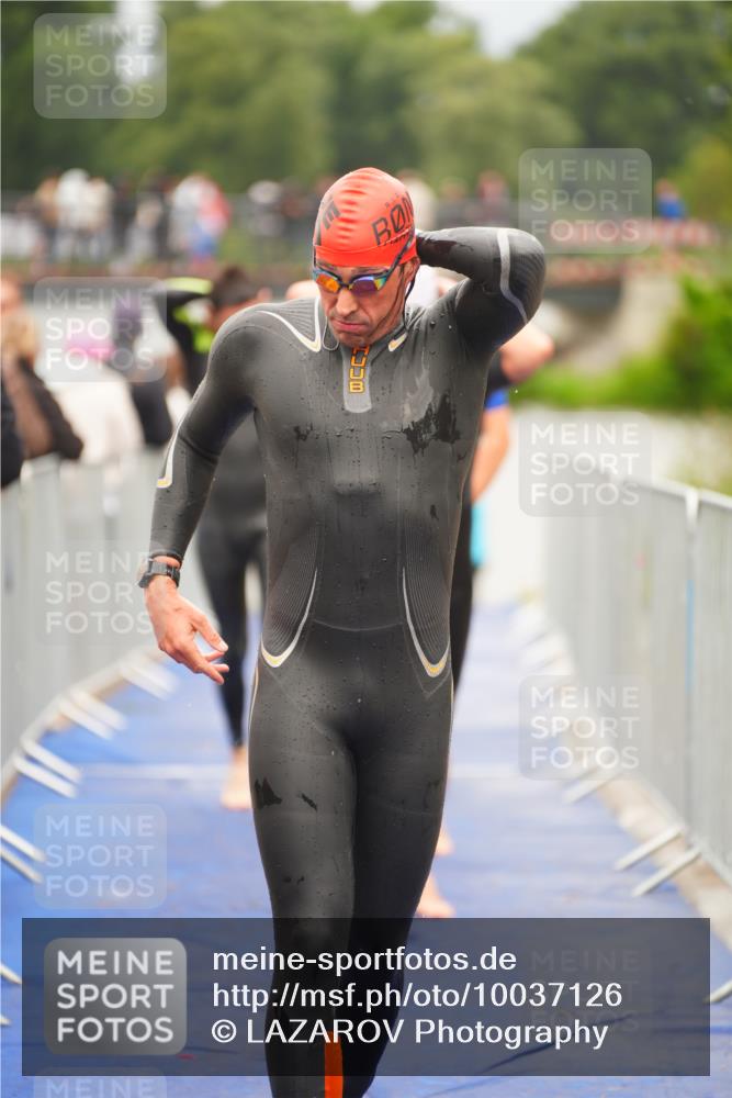30.08.2026 - Elbe Triathlon Hamburg LAZAROV Photography http://msf.ph/oto/10037126 30.08.2026 09:12:05 Schwimmen 546, 587, 602, 648, 658, 664, 666, 788 meine-sportfotos.de