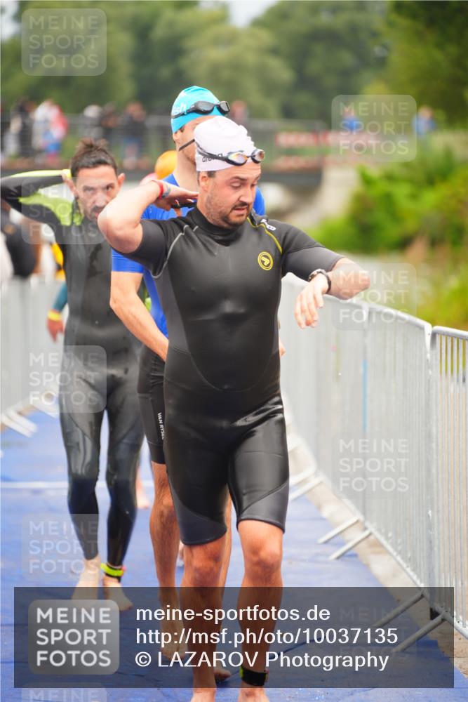 30.08.2026 - Elbe Triathlon Hamburg LAZAROV Photography http://msf.ph/oto/10037135 30.08.2026 09:12:07 Schwimmen 546, 587, 602, 648, 658, 664, 666, 788 meine-sportfotos.de