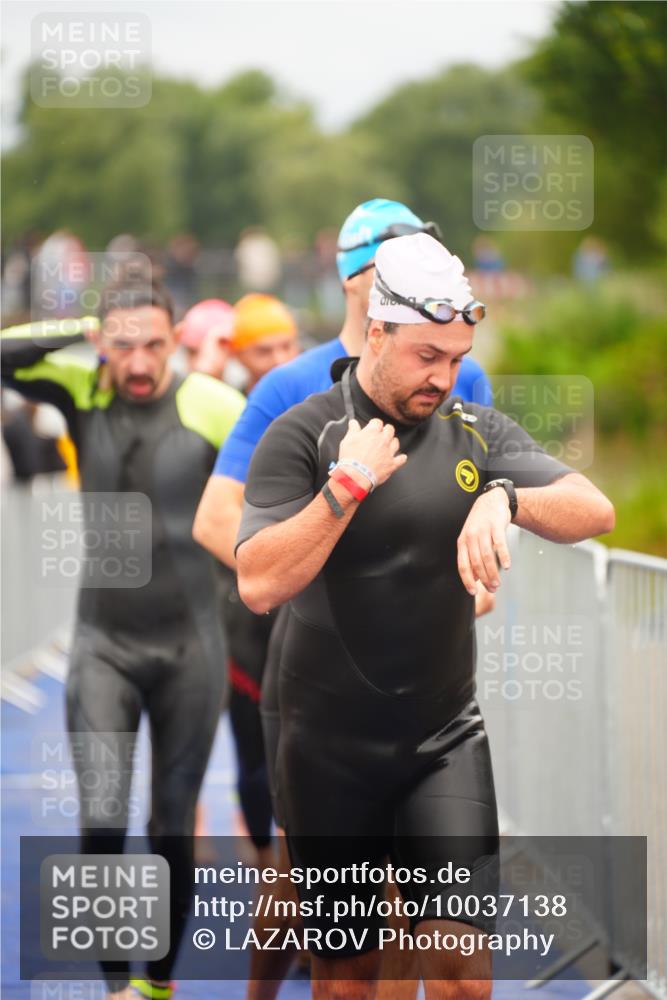 30.08.2026 - Elbe Triathlon Hamburg LAZAROV Photography http://msf.ph/oto/10037138 30.08.2026 09:12:08 Schwimmen 546, 587, 602, 648, 650, 658, 664, 666, 788 meine-sportfotos.de