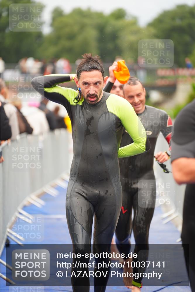 30.08.2026 - Elbe Triathlon Hamburg LAZAROV Photography http://msf.ph/oto/10037141 30.08.2026 09:12:08 Schwimmen 546, 587, 602, 648, 650, 658, 664, 666, 788 meine-sportfotos.de