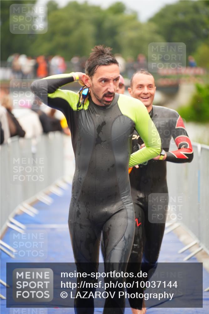 30.08.2026 - Elbe Triathlon Hamburg LAZAROV Photography http://msf.ph/oto/10037144 30.08.2026 09:12:09 Schwimmen 546, 587, 602, 648, 650, 658, 664, 666, 788 meine-sportfotos.de