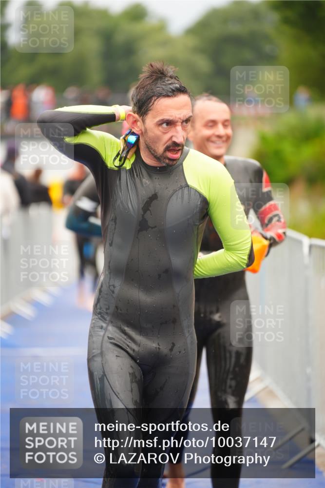 30.08.2026 - Elbe Triathlon Hamburg LAZAROV Photography http://msf.ph/oto/10037147 30.08.2026 09:12:09 Schwimmen 546, 587, 602, 648, 650, 658, 664, 666, 788 meine-sportfotos.de
