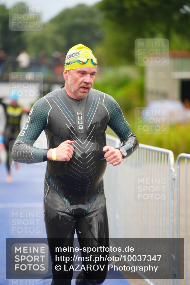 30.08.2026 - Elbe Triathlon Hamburg LAZAROV Photography http://msf.ph/oto/10037347 30.08.2026 09:13:15 Schwimmen 673, 680, 736, 754 meine-sportfotos.de
