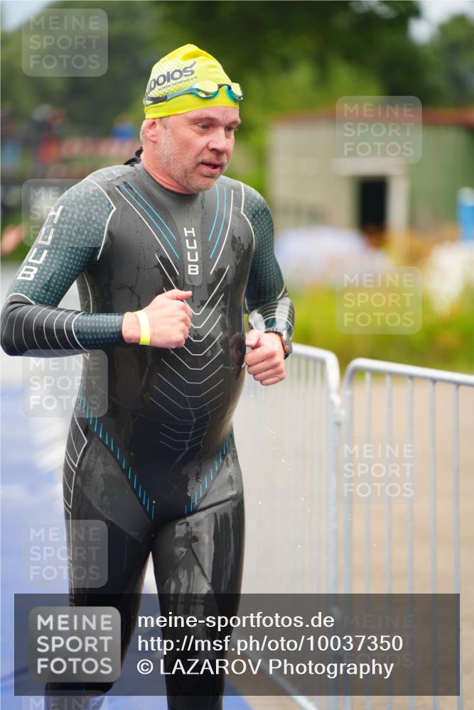 30.08.2026 - Elbe Triathlon Hamburg LAZAROV Photography http://msf.ph/oto/10037350 30.08.2026 09:13:15 Schwimmen 673, 680, 736, 754 meine-sportfotos.de