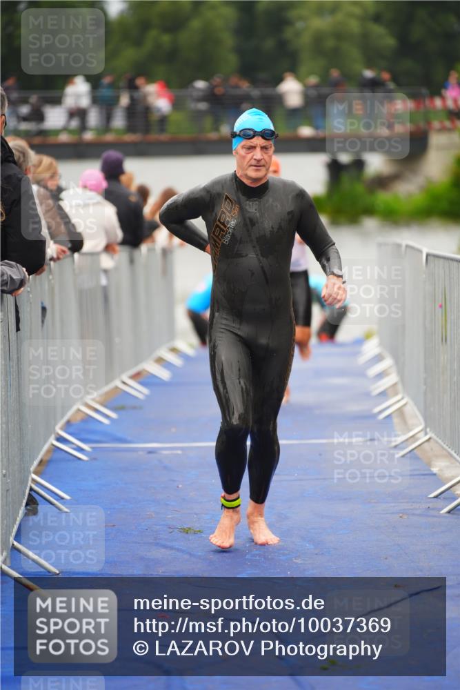 30.08.2026 - Elbe Triathlon Hamburg LAZAROV Photography http://msf.ph/oto/10037369 30.08.2026 09:13:28 Schwimmen 673, 680, 686, 766 meine-sportfotos.de