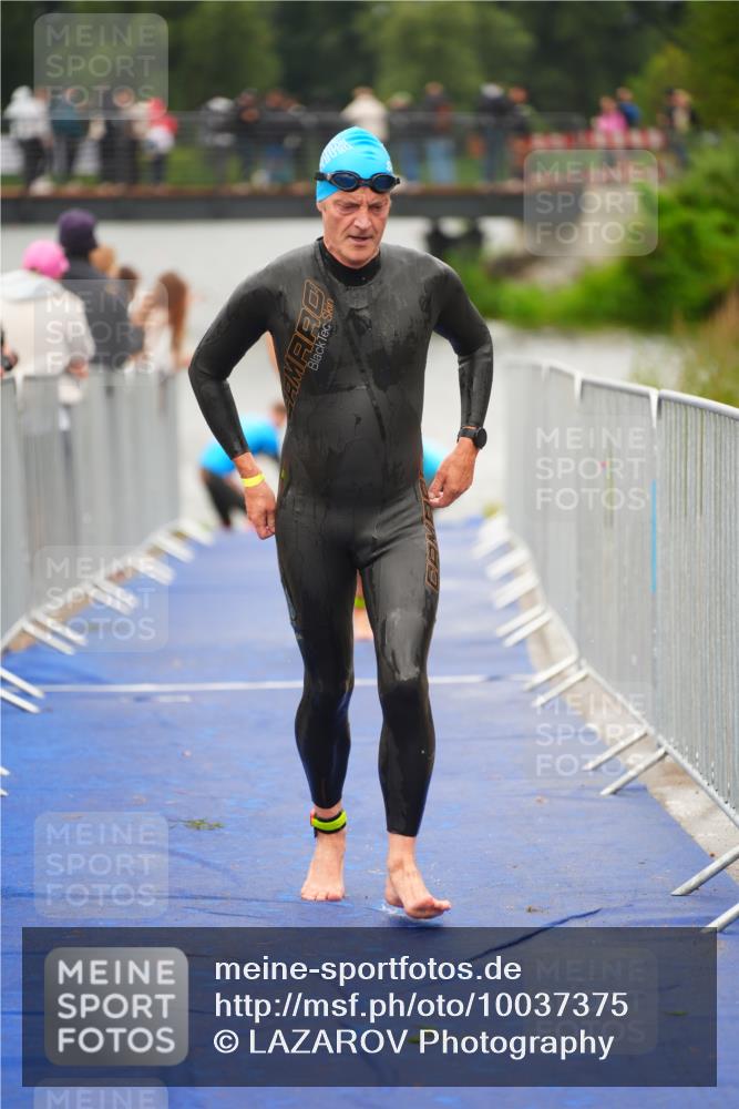30.08.2026 - Elbe Triathlon Hamburg LAZAROV Photography http://msf.ph/oto/10037375 30.08.2026 09:13:28 Schwimmen 673, 680, 686, 766 meine-sportfotos.de