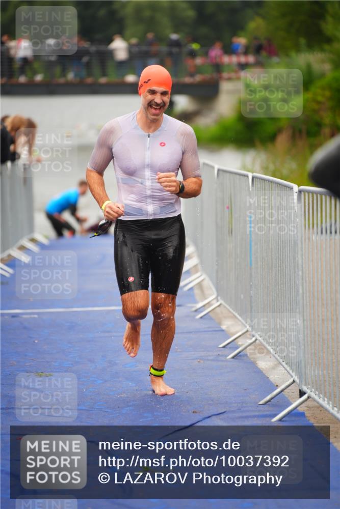 30.08.2026 - Elbe Triathlon Hamburg LAZAROV Photography http://msf.ph/oto/10037392 30.08.2026 09:13:30 Schwimmen 673, 686, 766 meine-sportfotos.de
