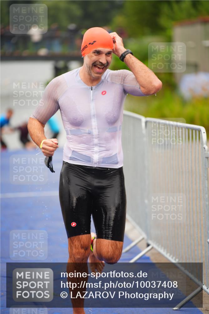 30.08.2026 - Elbe Triathlon Hamburg LAZAROV Photography http://msf.ph/oto/10037408 30.08.2026 09:13:31 Schwimmen 673, 686, 766 meine-sportfotos.de
