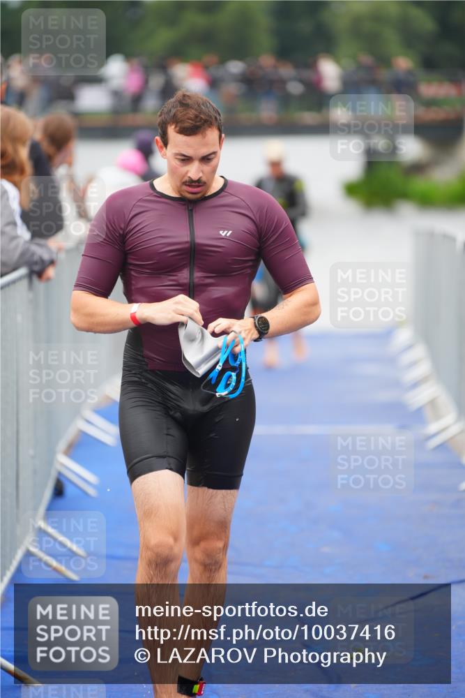30.08.2026 - Elbe Triathlon Hamburg LAZAROV Photography http://msf.ph/oto/10037416 30.08.2026 09:13:49 Schwimmen 510, 711 meine-sportfotos.de