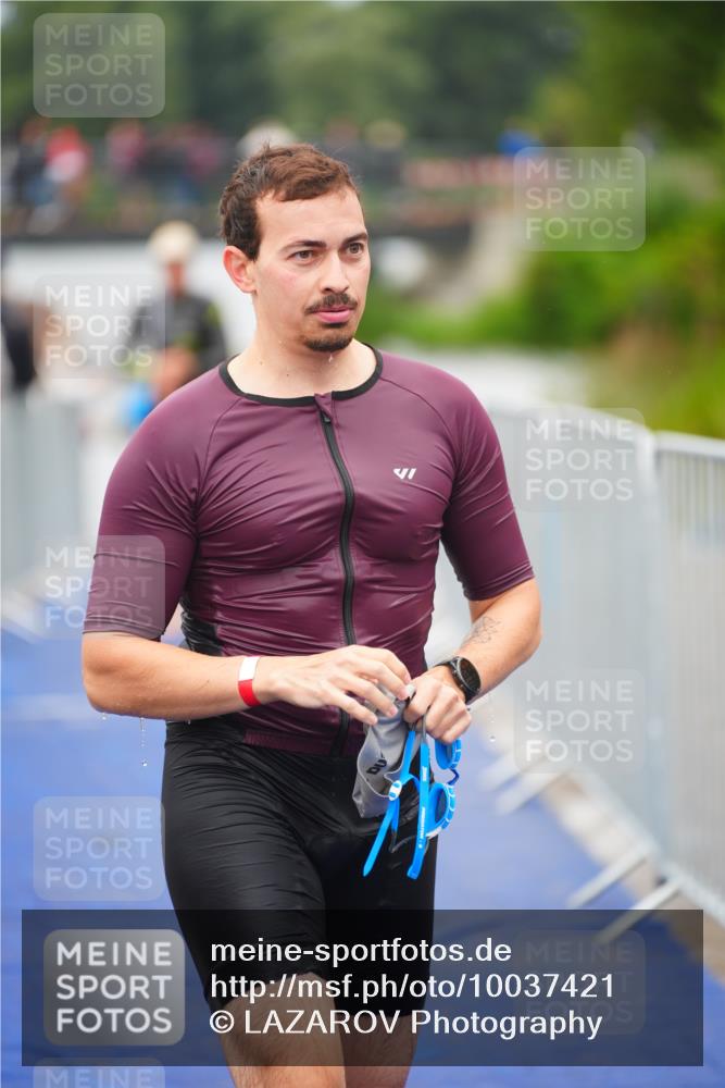 30.08.2026 - Elbe Triathlon Hamburg LAZAROV Photography http://msf.ph/oto/10037421 30.08.2026 09:13:50 Schwimmen 510, 711 meine-sportfotos.de