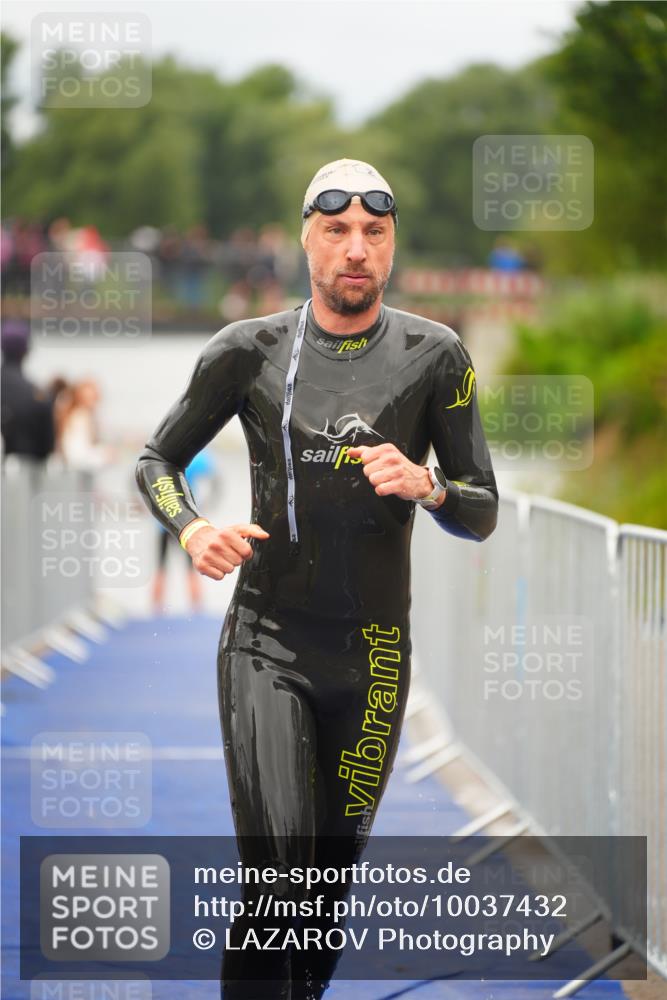 30.08.2026 - Elbe Triathlon Hamburg LAZAROV Photography http://msf.ph/oto/10037432 30.08.2026 09:13:55 Schwimmen 510, 711 meine-sportfotos.de