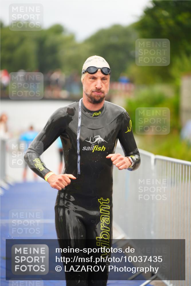 30.08.2026 - Elbe Triathlon Hamburg LAZAROV Photography http://msf.ph/oto/10037435 30.08.2026 09:13:56 Schwimmen 510, 711 meine-sportfotos.de